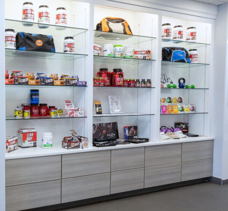 the-workout-club-londonderry-nh-location-near-me-fitness-membership-juice-bar-food-protien-fuel-eat-drink-snack