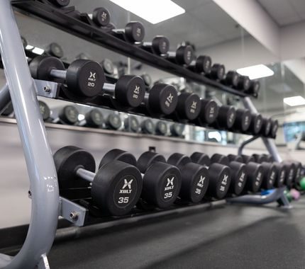 the-workout-club-londonderry-nh-location-near-me-fitness-membership-swim-lap-pool-aqautics-class-warm-water-schedule