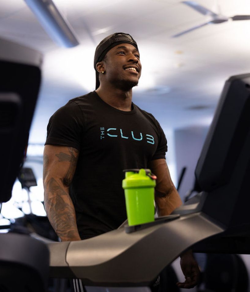 the-workout-club-salem-nh-location-near-me-fitness-cardio-smile-members