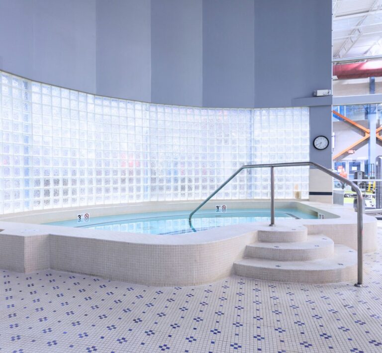 the-workout-club-salem-nh-location-near-me-fitness-membership-swim-lap-pool-aqautics-class-warm-water-hot-tub-relax-recover