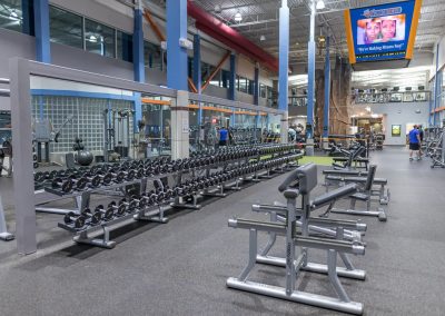 Free Weights at Workout Club in Salem
